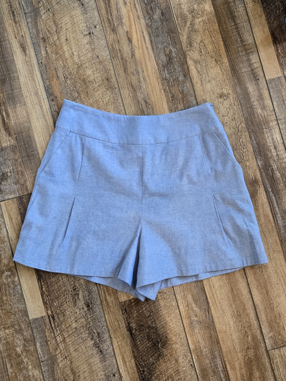 Gibsonlook Light Blue Pleated High Waist Shorts 100% Cotton Size Medium